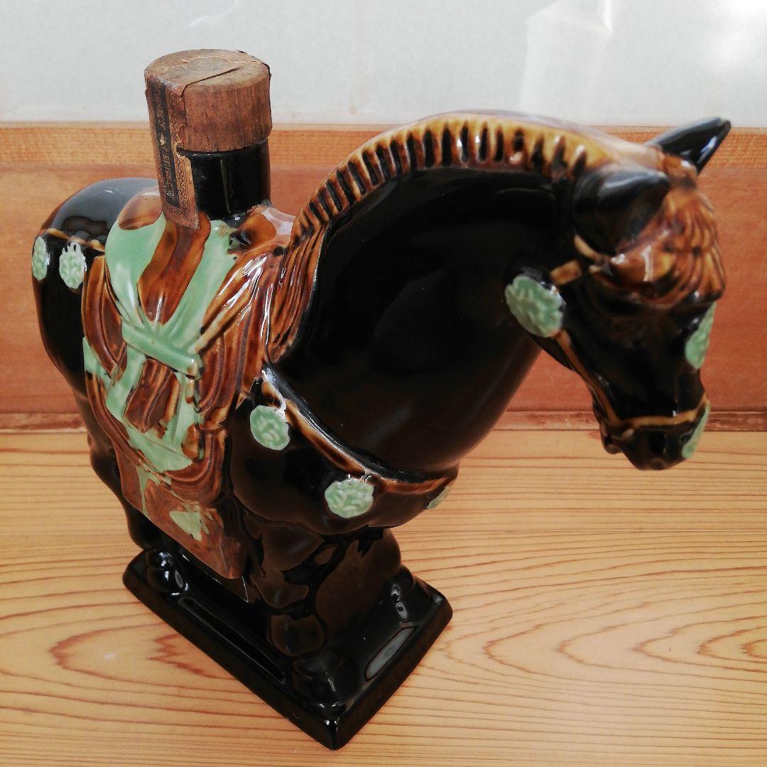 SUNTORY  サントリーローヤル 干支 午歳 陶器ボトル