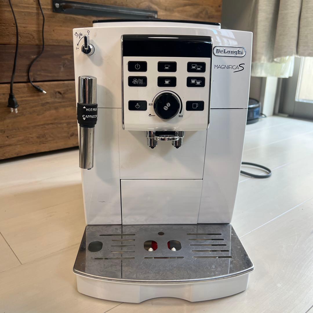 De'Longhi（デロンギ）マグニフィカS　ECAM23120BN