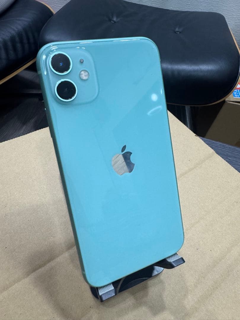 バッテリー容量86%！iPhone11 64GB SIMフリー グリーン