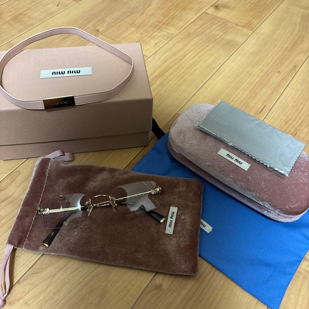 miu miu ゴールドブラウン サングラス