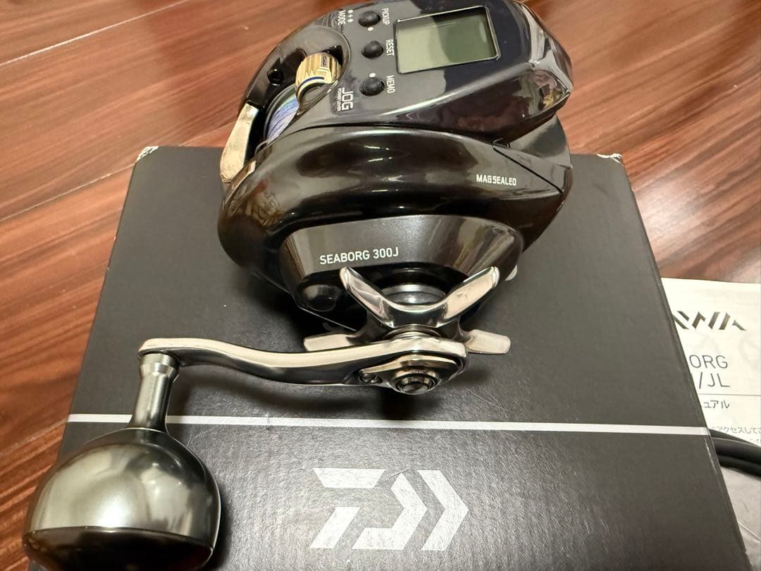 【美品】ダイワ(DAIWA) 電動リール 21シーボーグ300J