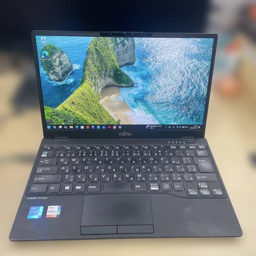 【世界最軽量級634g】富士通 LIFEBOOK UH i7/Win11Pro/