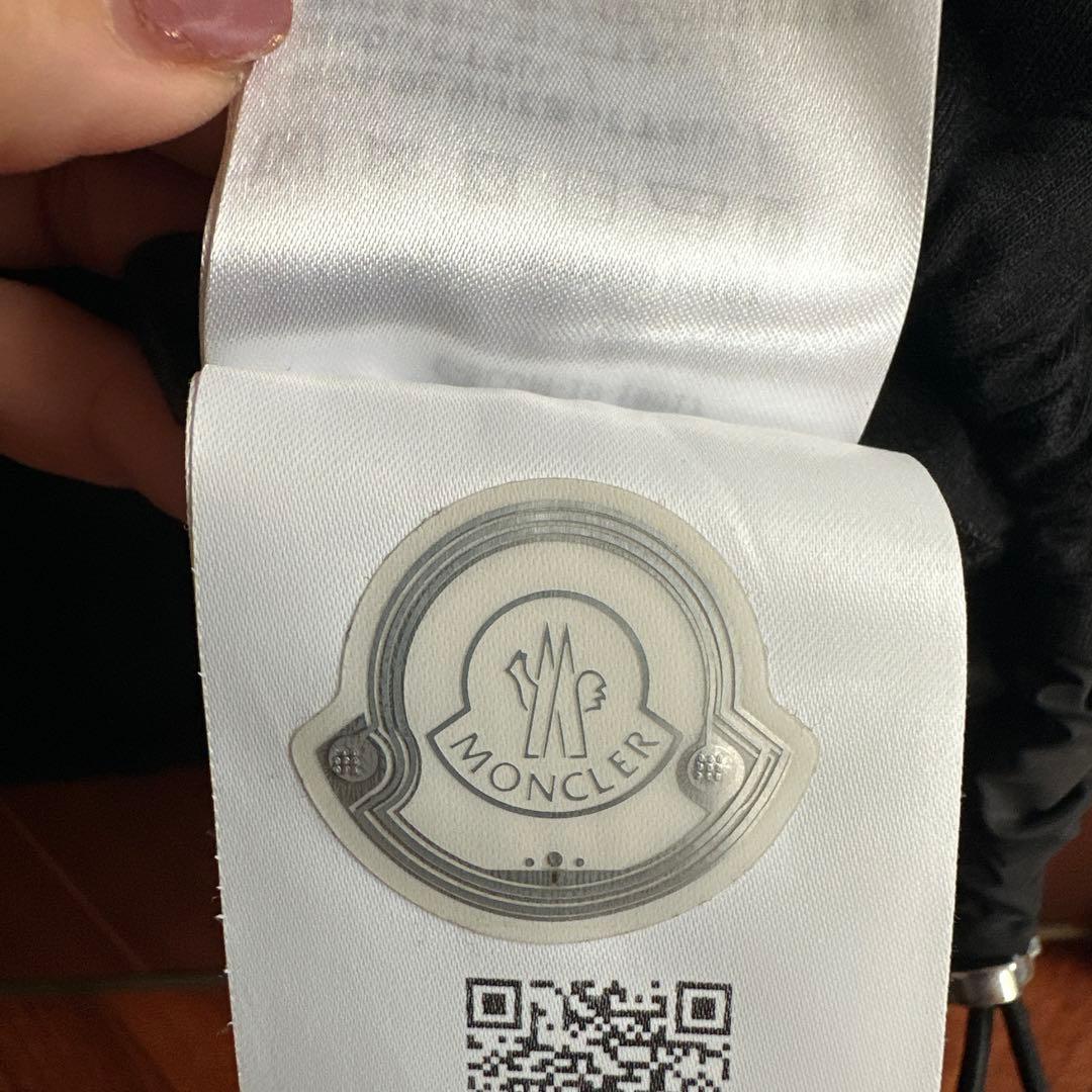 美品⭐︎モンクレール　Tシャツ　メッシュ　ブラック