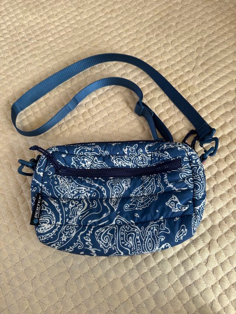 バッグ Supreme Puffer Side Bag