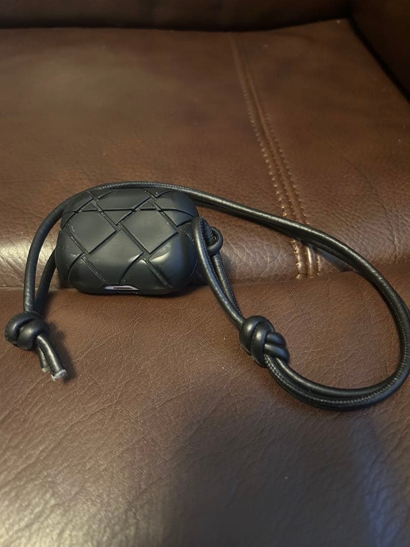 AirPods Pro 第2世代 Lightning R欠品ボッテガケース付き