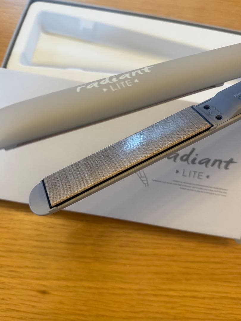 ラディアントライト グレージュ♪