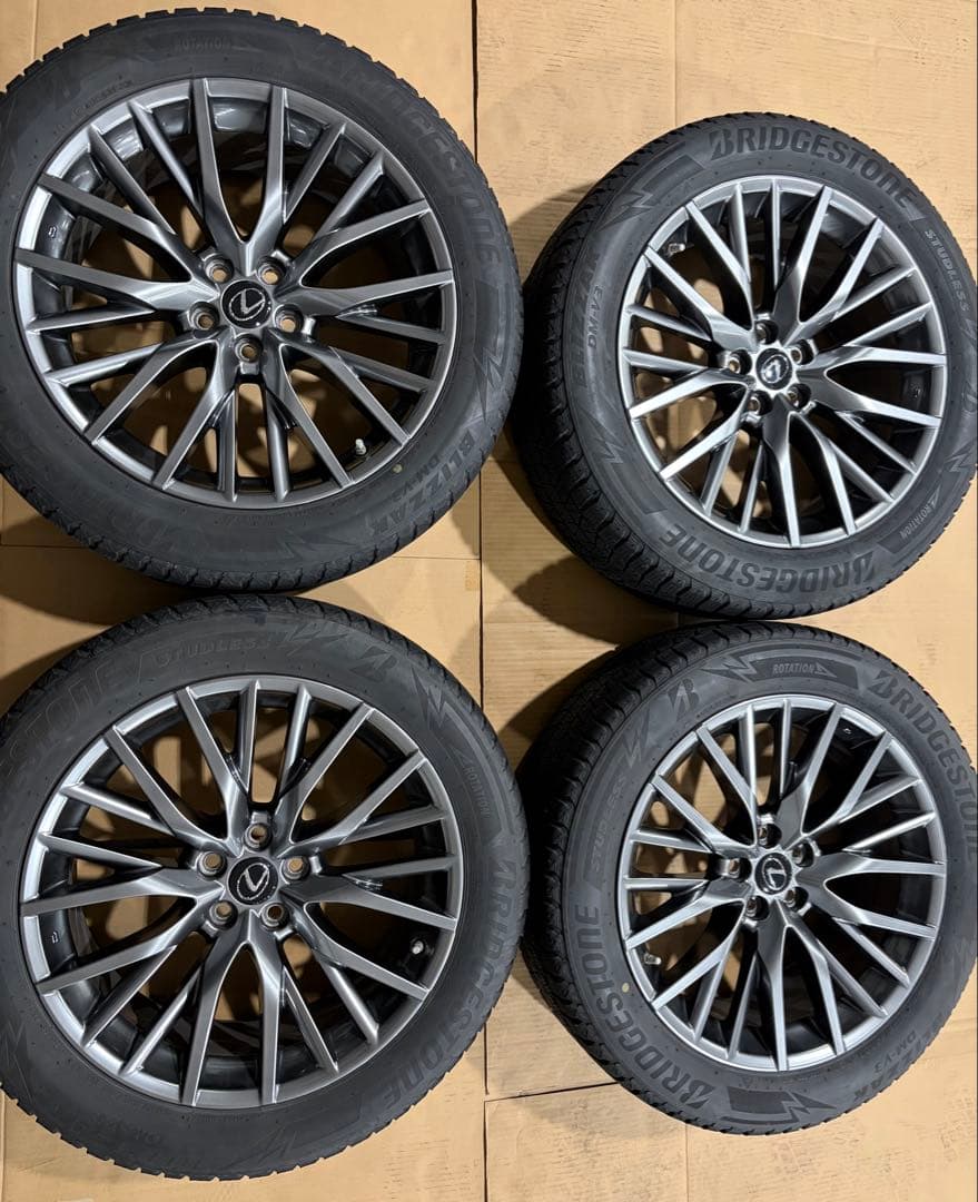 レクサスRX450h Fスポーツ　スタッドレスタイヤ純正ホイールセット