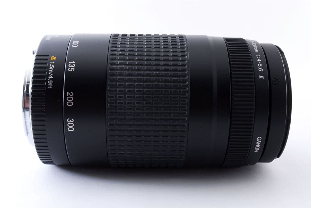 デジタル一眼レフカメラ//超望遠レンズ//Canon EF 75-300mm