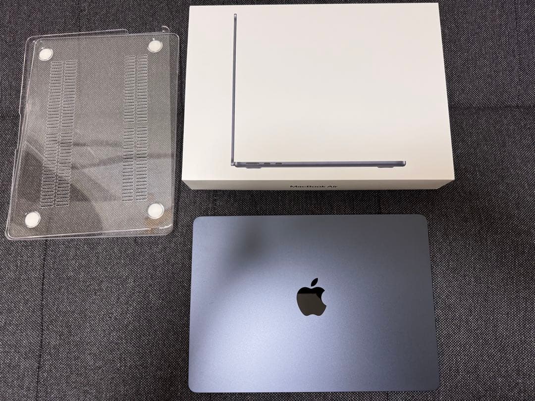 Apple MacBook Air M2 13.6インチ 256G本体　2022