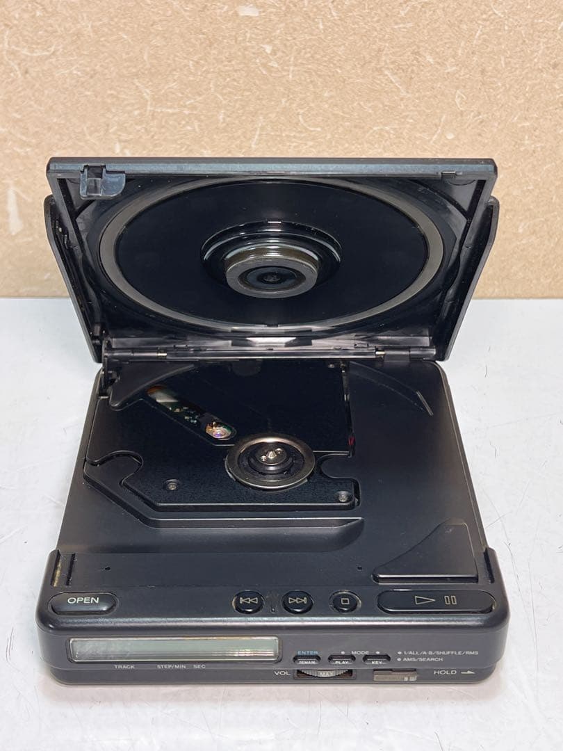 ソニー ディスクマンD-40 ポータブルCDプレーヤー Discmanジャンク
