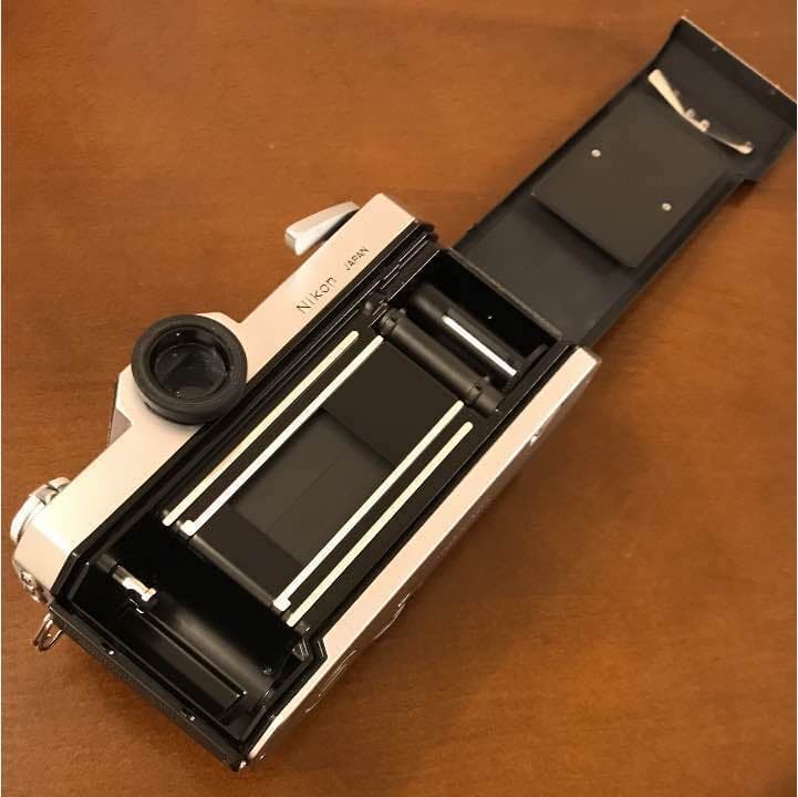 Nikon Nikomat フィルムカメラ