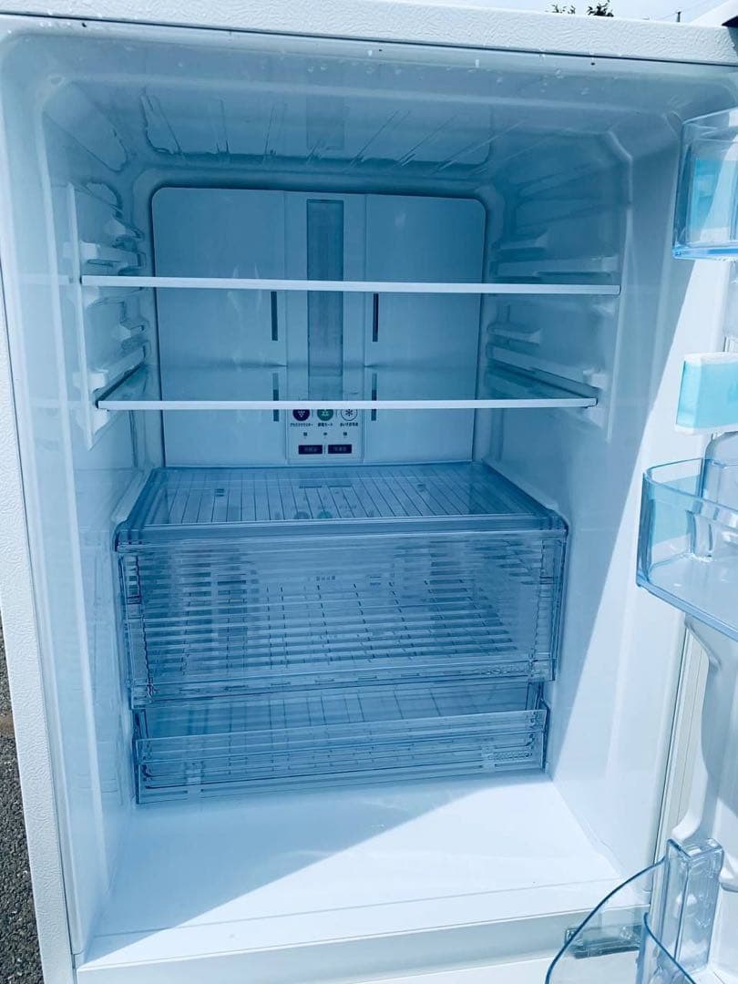 送料設置無料　SHARP ノンフロン冷凍冷蔵庫　SJ-PD28E-W