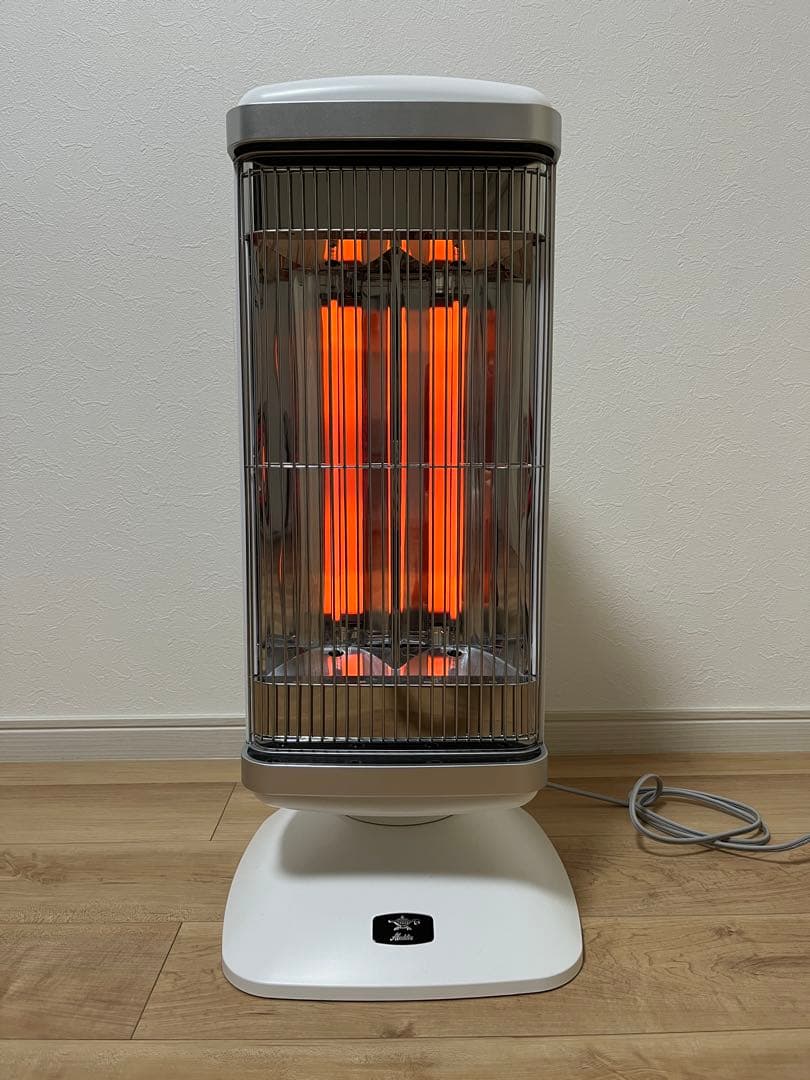 アラジン（Aladdin）遠赤グラファイトヒーター ホワイト ストーブ