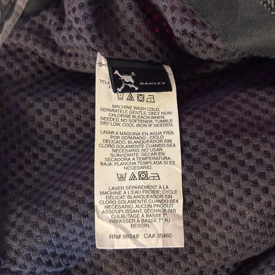 【オークリー】スキー　スノボーパンツ　M 黒　刺繍ロゴ　11年製　希少品　k