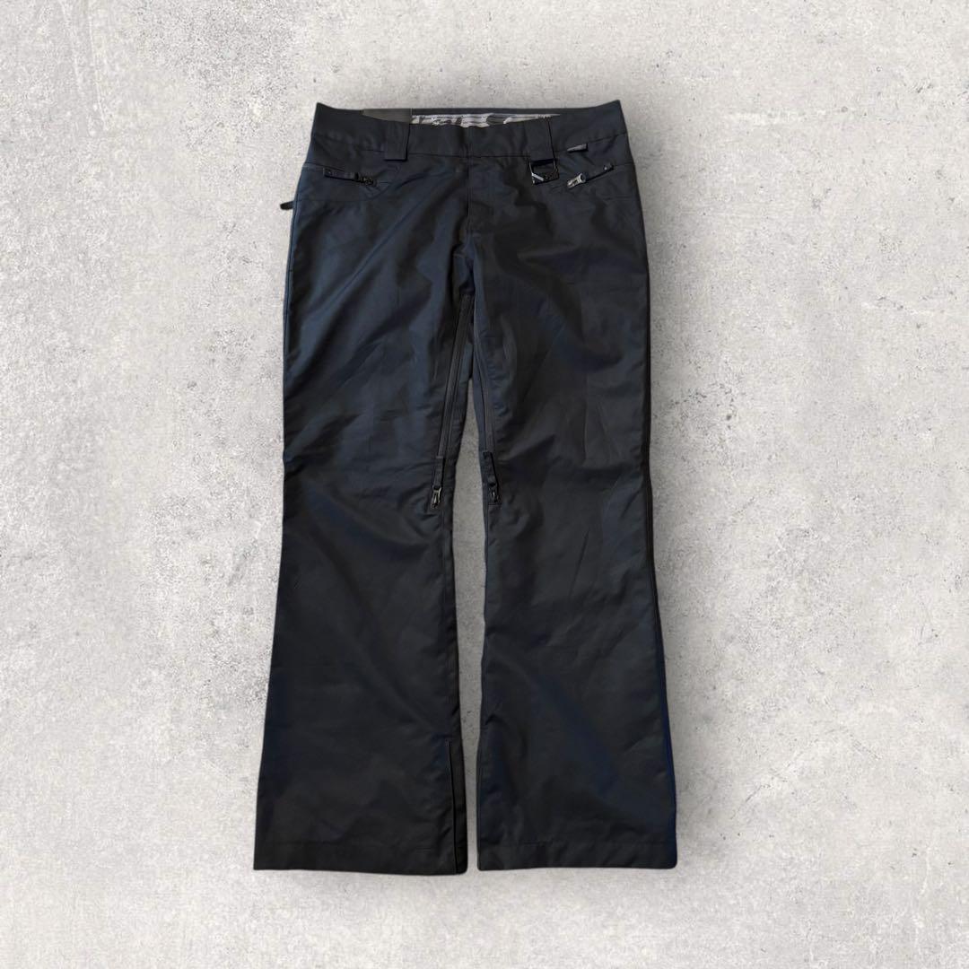 【オークリー】スキー　スノボーパンツ　M 黒　刺繍ロゴ　11年製　希少品　k