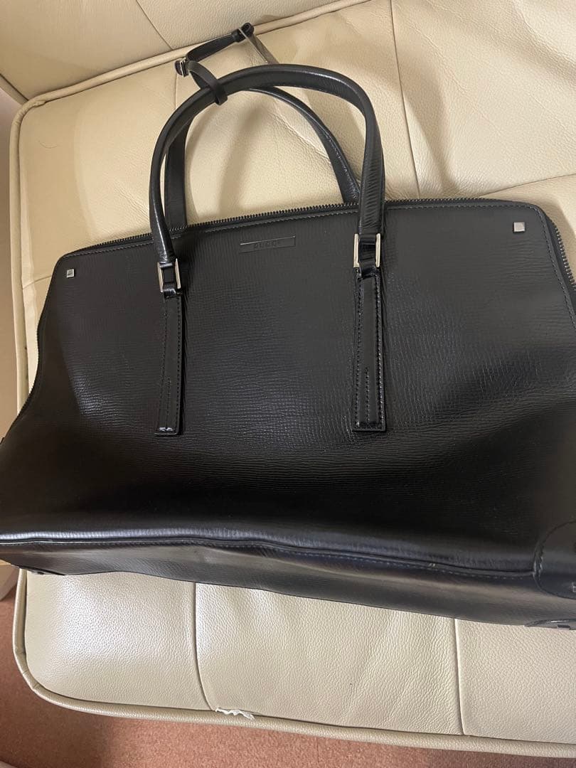 グッチGUCCI黒レザートートバッグハンドバッグビジネスバッグ　メンズレディース