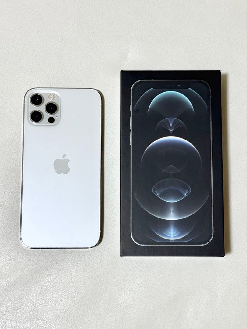 iPhone12 Pro 256GB シルバー SIMフリー バッテリー77%