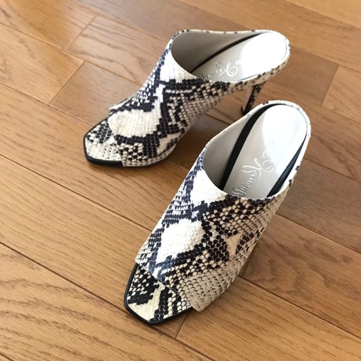 【新品】銀座かねまつ / パイソン ミュール