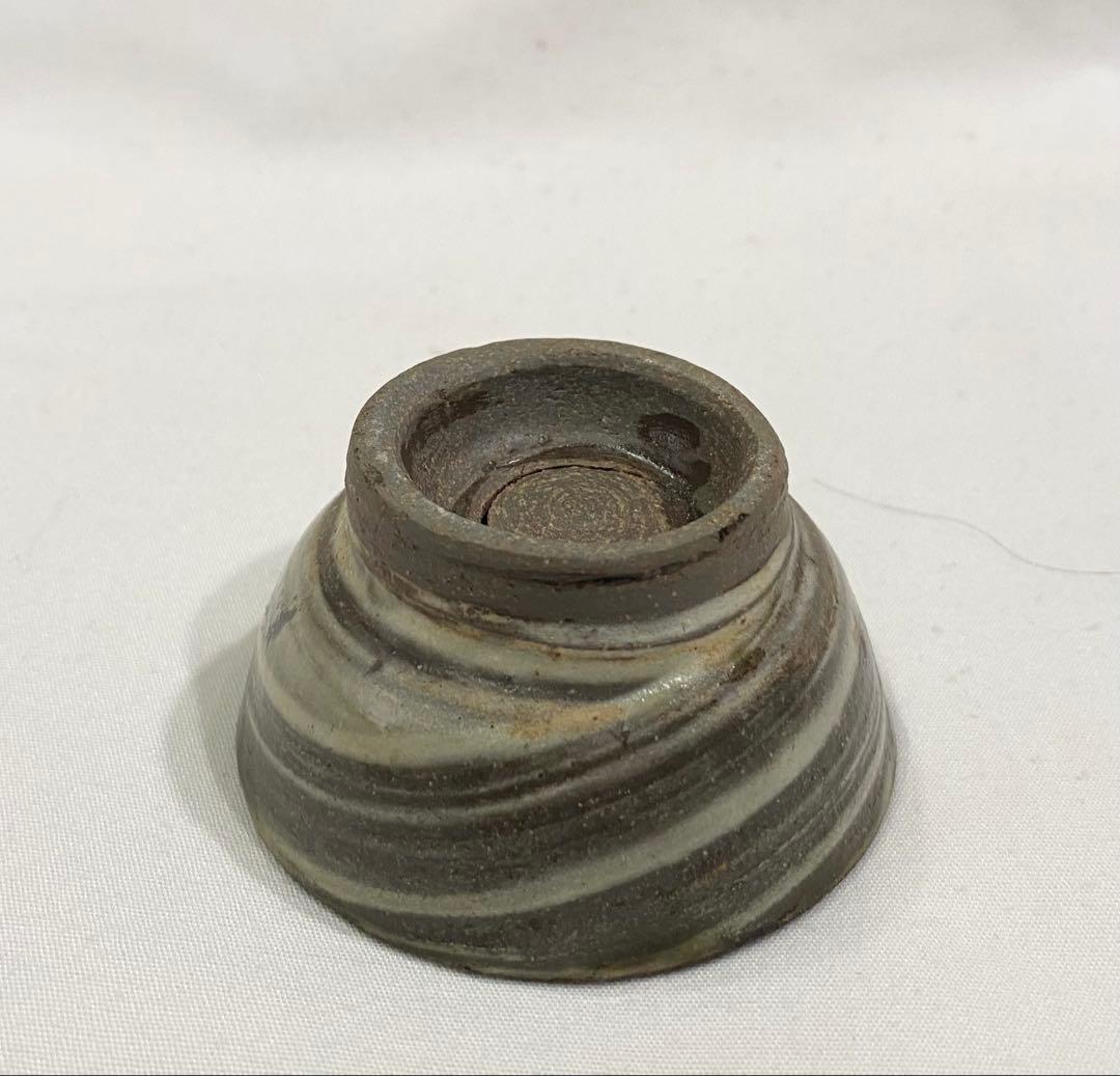 やちむん　人間国宝　金城次郎　\"魚文ぐい呑\" （金継ぎ用参考品）