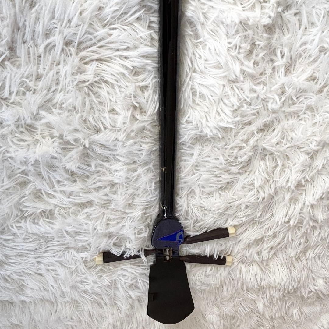 【極美品】三線 沖縄三線 本蛇皮 黒塗り 張り本皮 ソフトケース付き 付属品多数