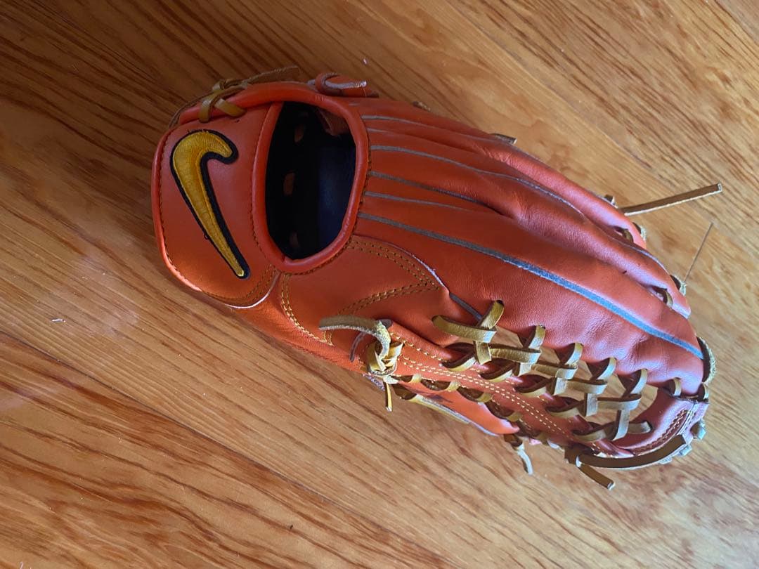 Nike オレンジ 硬式グローブ