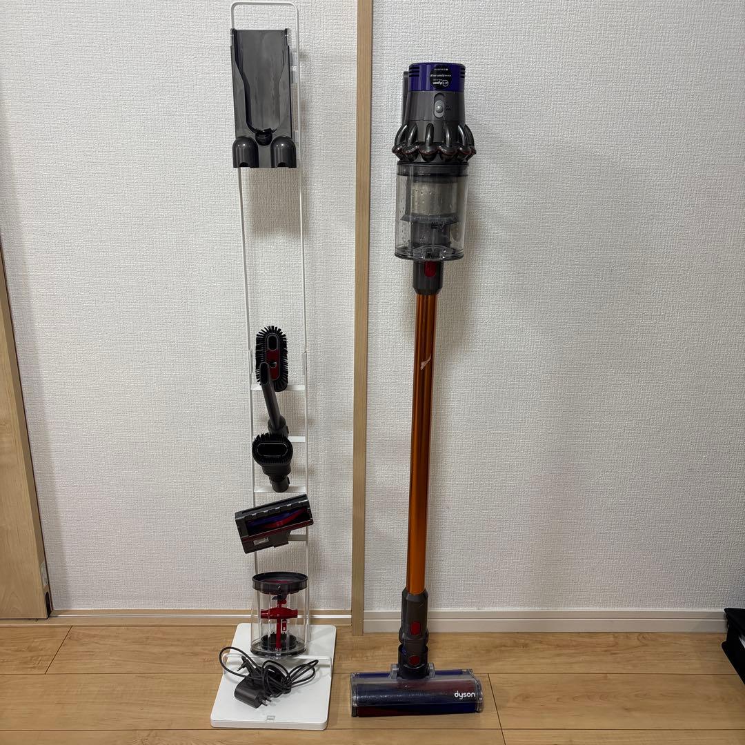 P*H様 Dyson SV12 スティッククリーナー 本体　スタンド付【ネジ一個