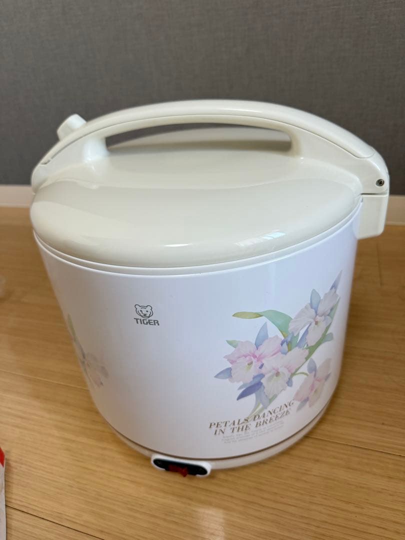 タイガー 花柄炊飯器 取扱説明書付き 1升5合炊 2.7リットル 保温専用