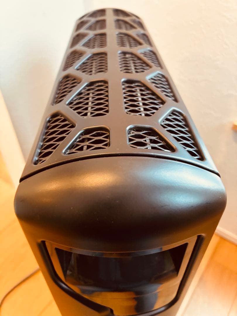 新品リモコン付き 傷無し　デロンギ オイルヒーター MDHU15-PB 動作OK