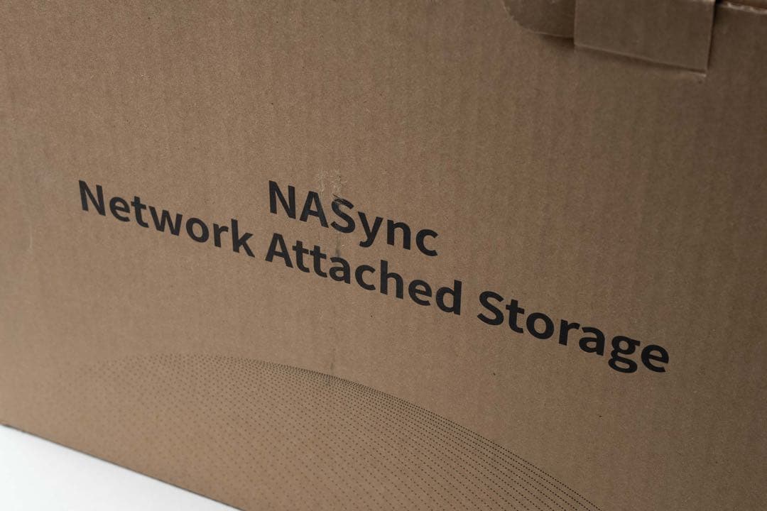 UGREEN NASync DXF4800 Plus 4ベイNAS