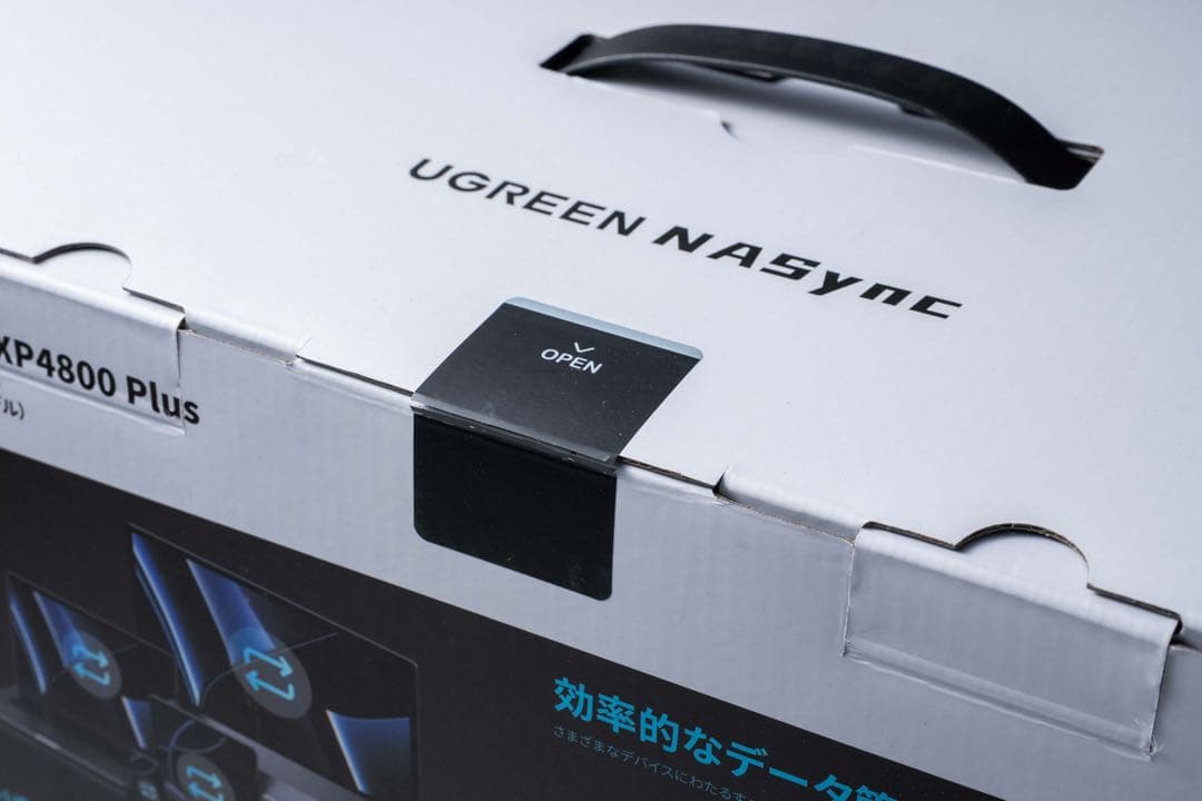 UGREEN NASync DXF4800 Plus 4ベイNAS