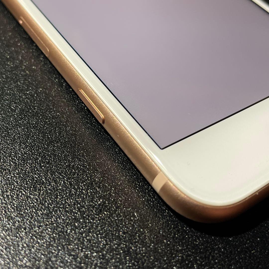 Apple iPhone 8ゴールド