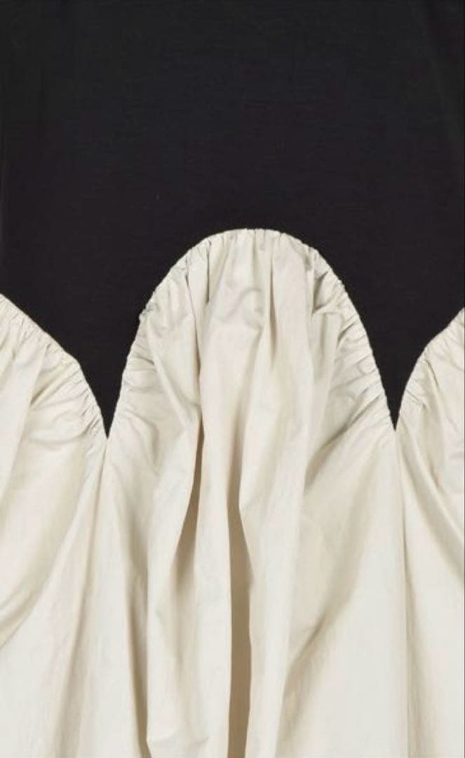 ⭐︎MH様用⭐︎正規品OMMO ARCH FLOW GATHER ワンピース