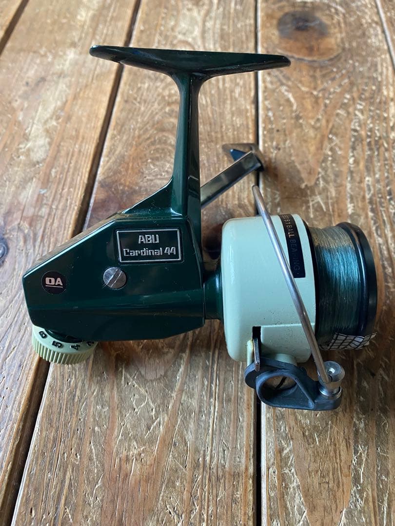 ABU Cardinal 44 スピニングリール