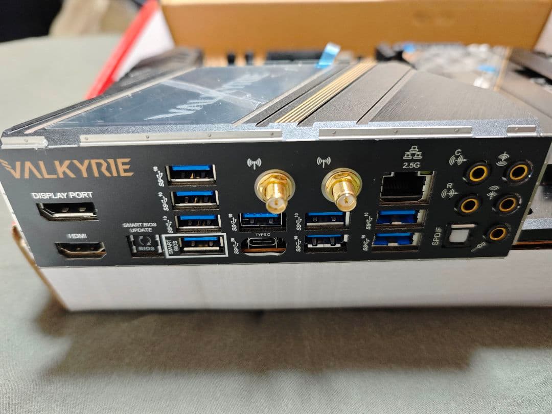 【未使用】BIOSTAR X670E VALKYRIE AM5 マザーボード