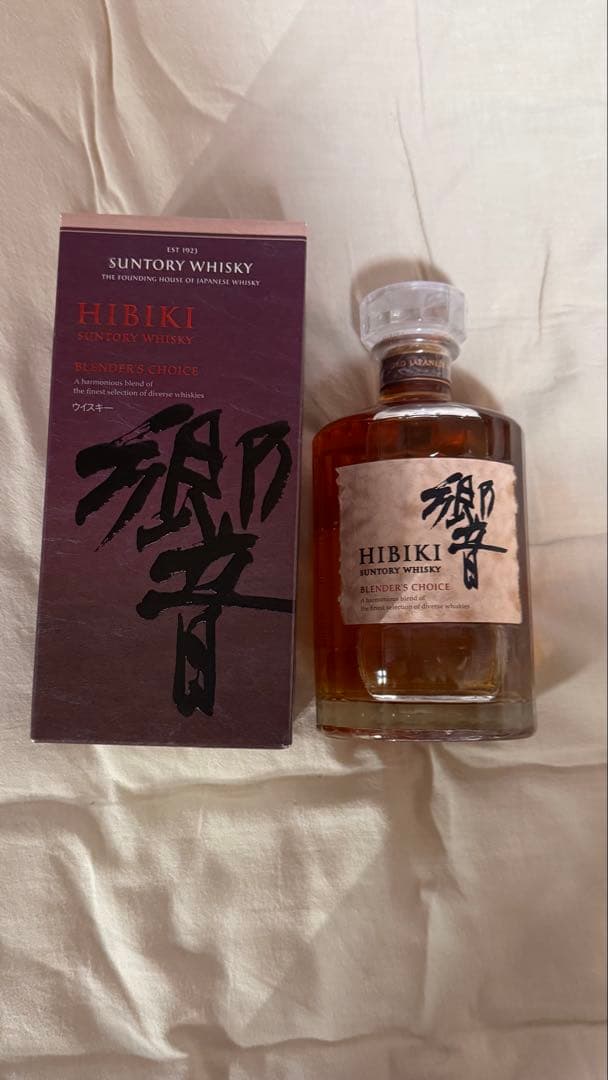 HIBIKI ウイスキー 700ml 43% 箱入り