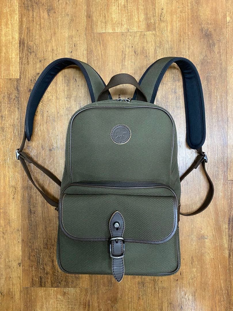 HUNTING WORLD ハンティングワールド　ロゴ　リュック.デイパック