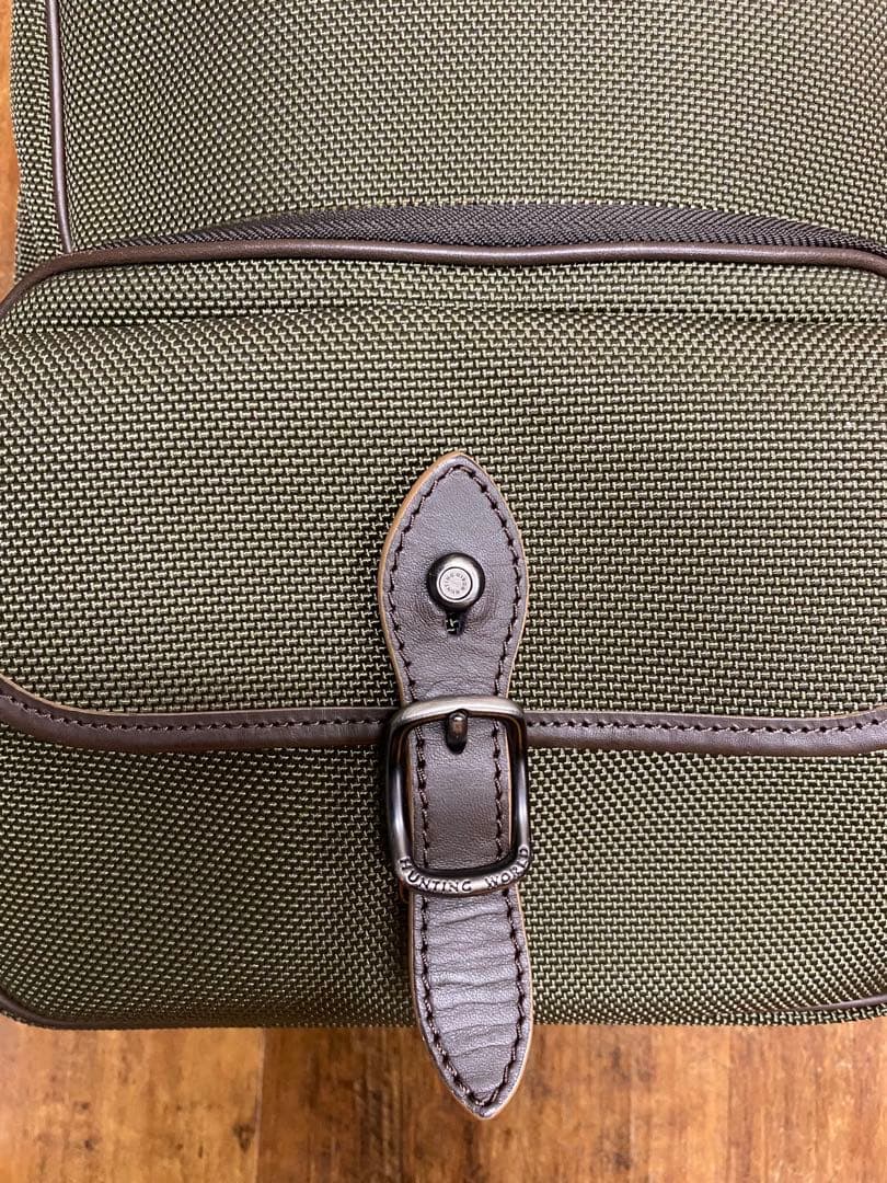 HUNTING WORLD ハンティングワールド　ロゴ　リュック.デイパック