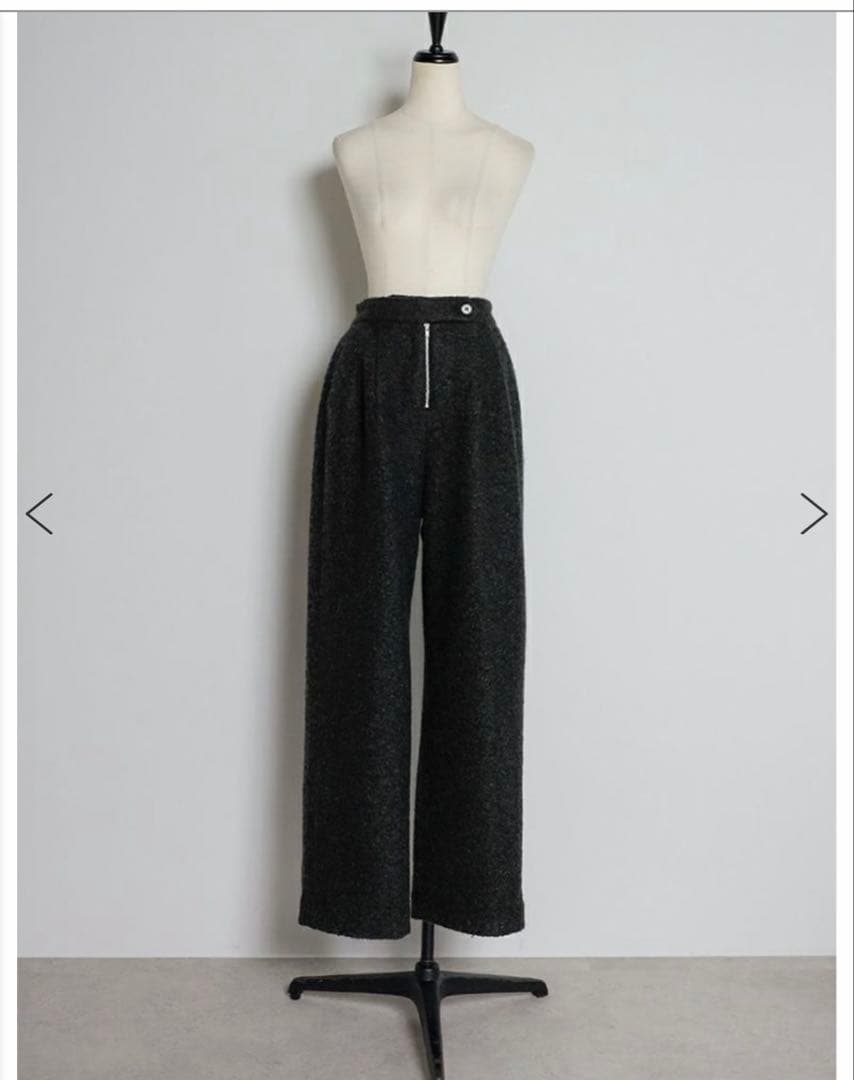 bow.a BOUCLE ZIP UP PANTS S ブラック　美品
