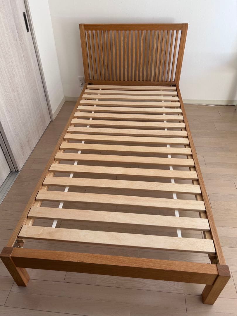 ACTUS シングルベッドフレーム