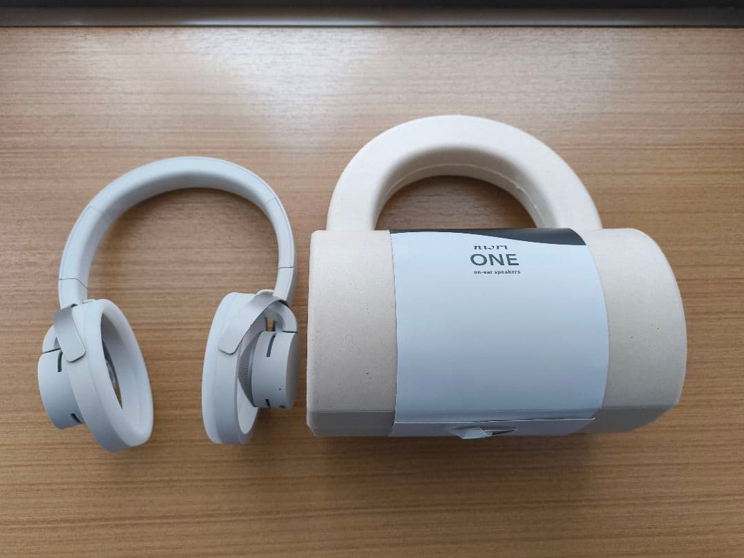 nwm one ライトグレー