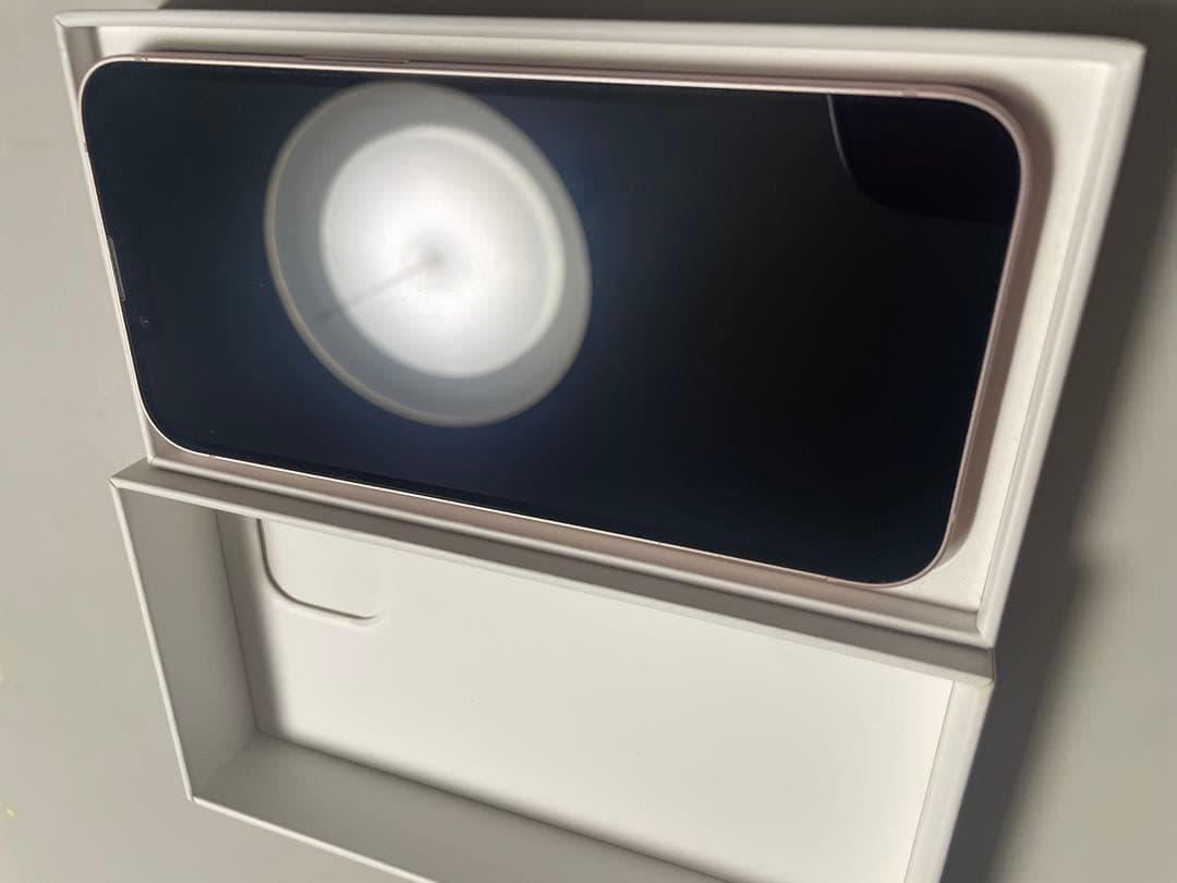 SIMフリーiPhone 13美品 カラー···ピンク 容量···128GB