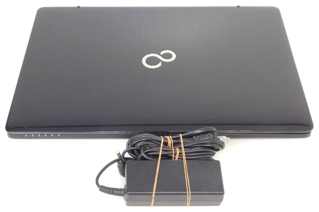 ■Windows11 25H2■Corei7■SSD■富士通ノートパソコン ■4