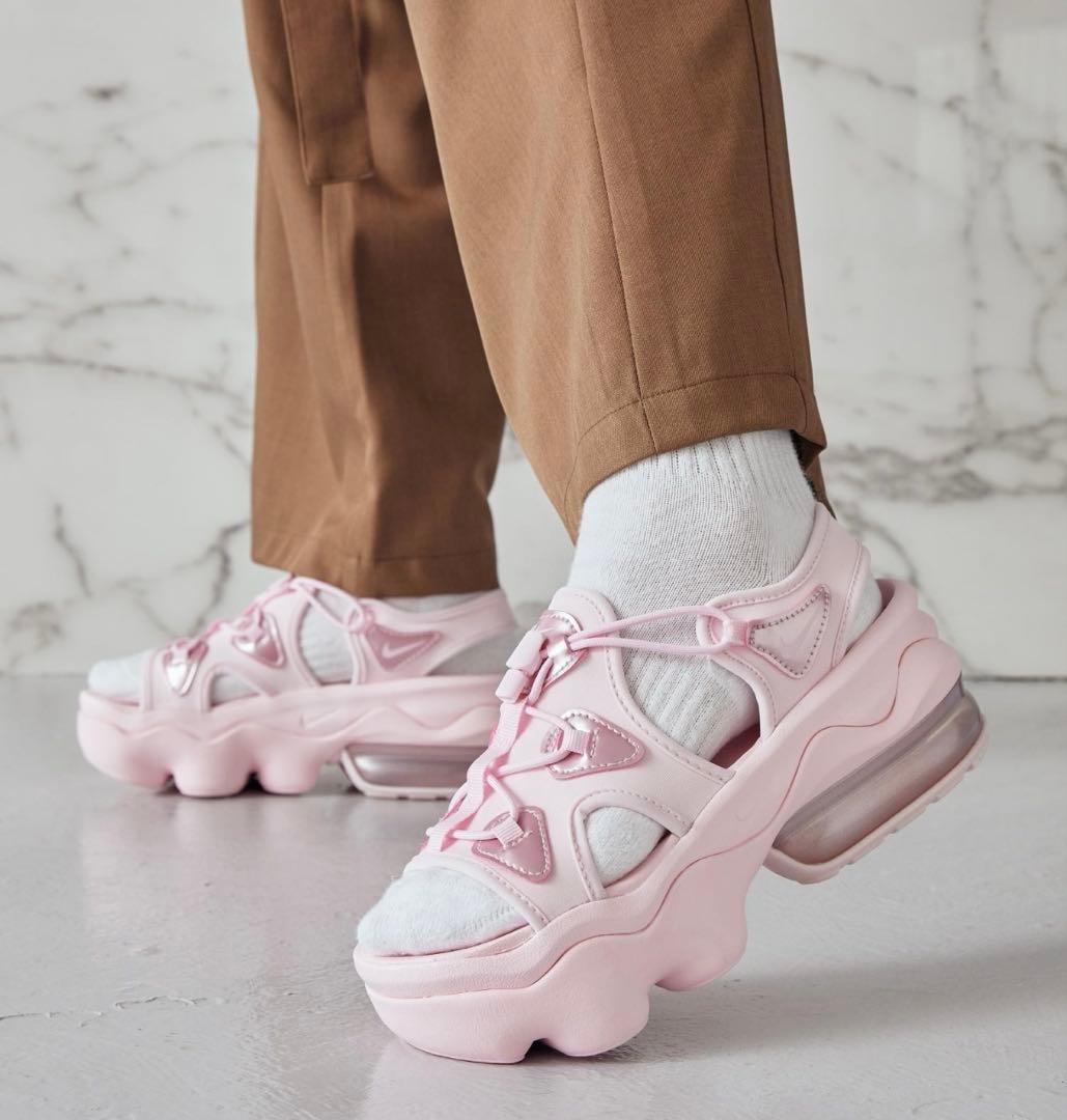 新品未使用 NIKE ナイキ エアマックスココ サンダル ピンク 24cm