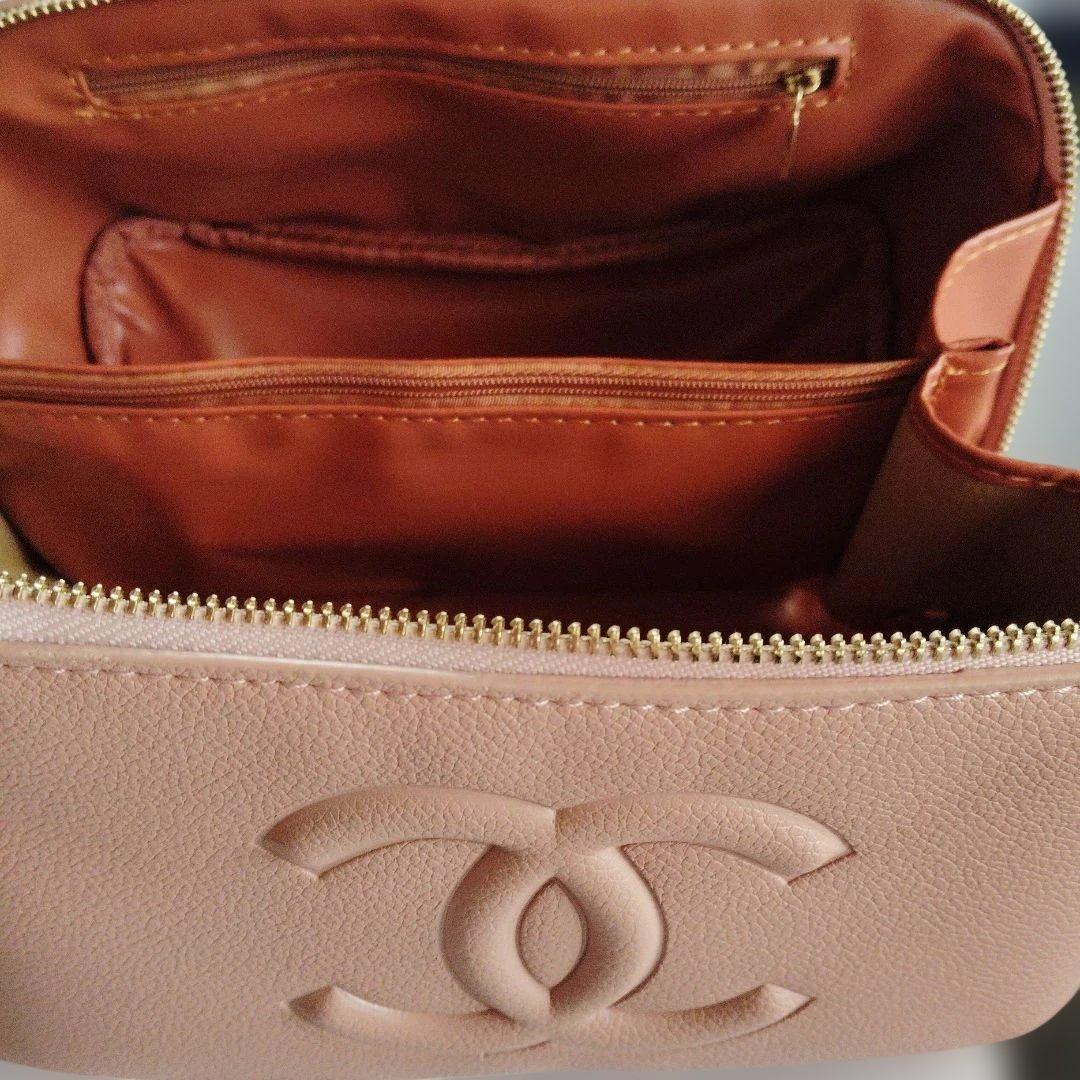 シャネル　ノベルティ　バニティポーチ　コスメポーチ