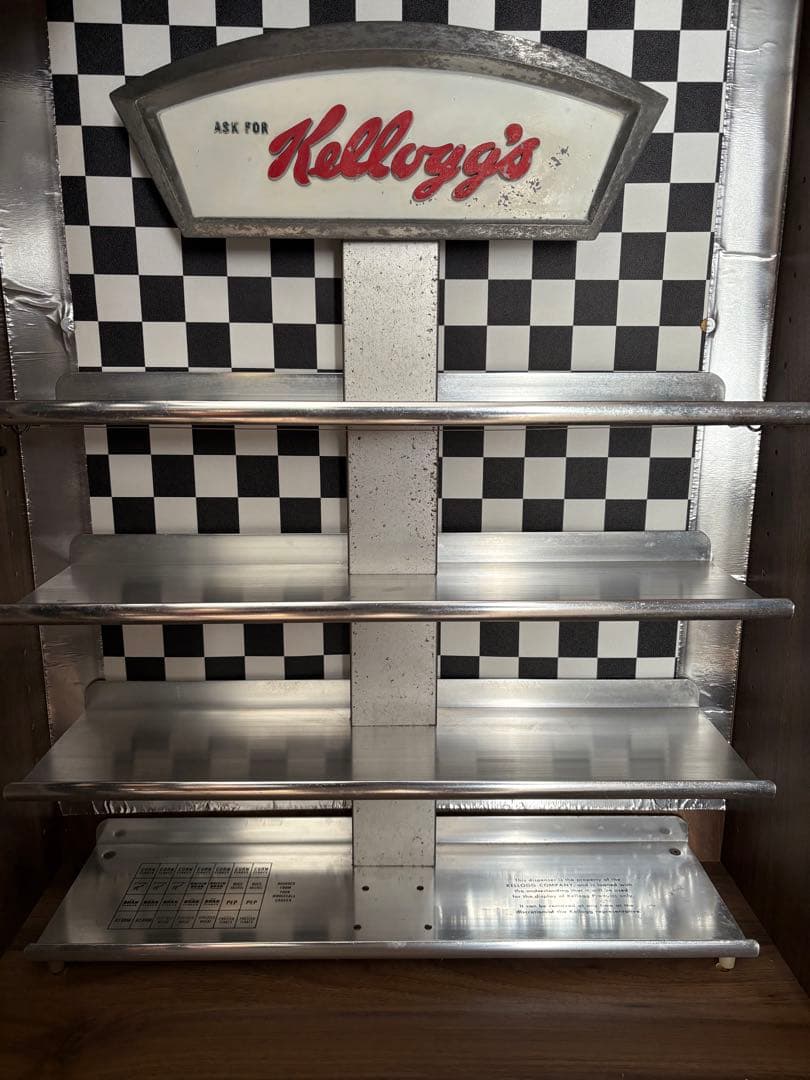 Kellogg's シェルフディスプレイラック4段