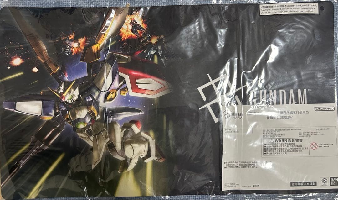 ガンダムカードゲーム プレイマット　ガンダムW 海外版