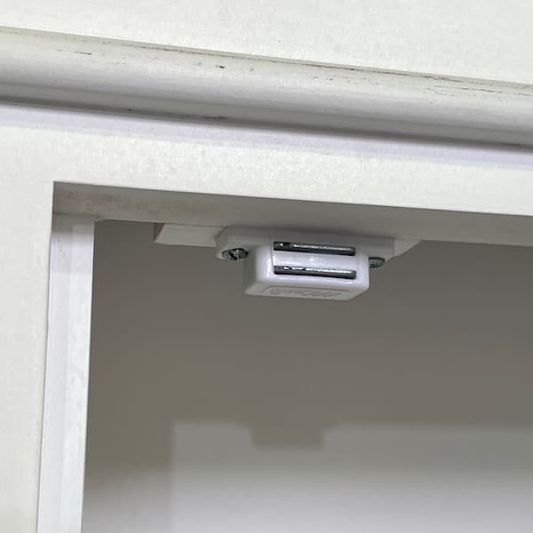 フランス製　アンティーク調カップボード　食器棚　キャビネット　飾り棚　シャビィ