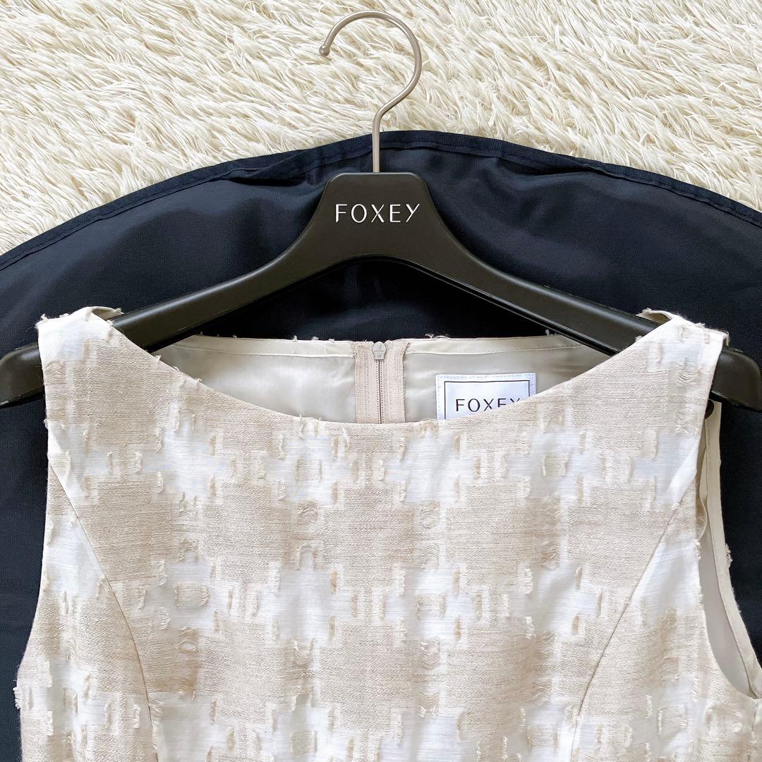 美品✨フォクシー Hydrangea リネン混 ノースリーブ ワンピース 38