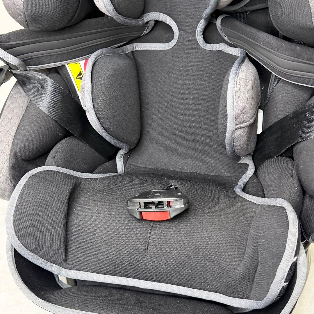 極美品 Aprica フラディアグロウ ISOFIX 360° セーフティーAB