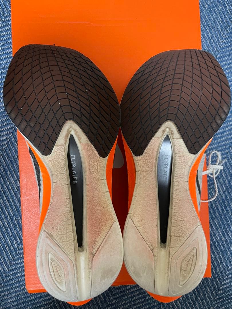 ヴェイパーフライ4 27cm